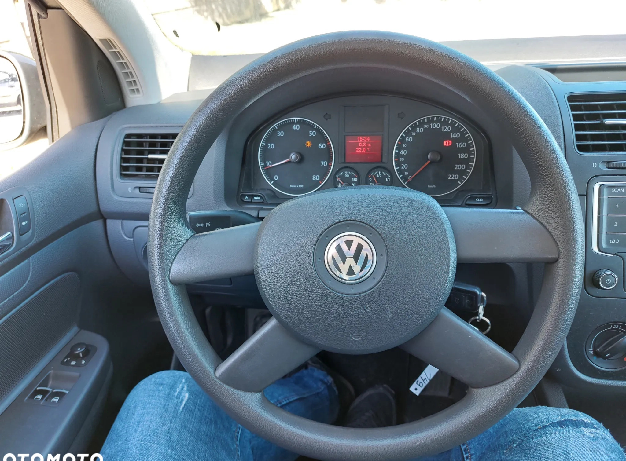 Volkswagen Golf cena 9900 przebieg: 199000, rok produkcji 2004 z Płońsk małe 326